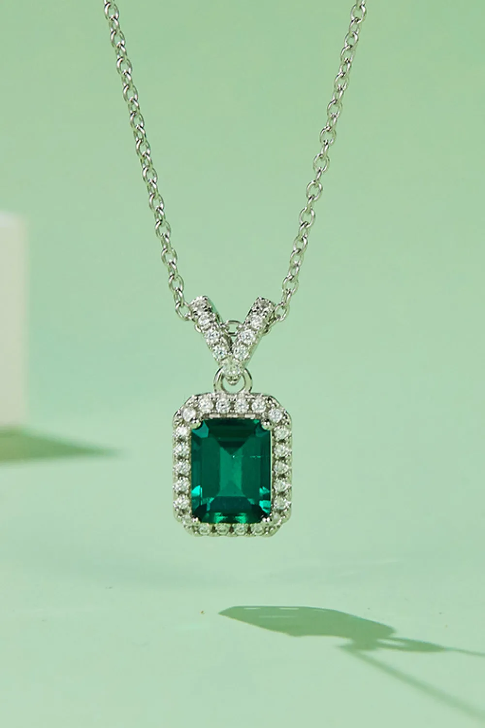 1.25 Ct Lab-Grown Emerald Pendant Necklace