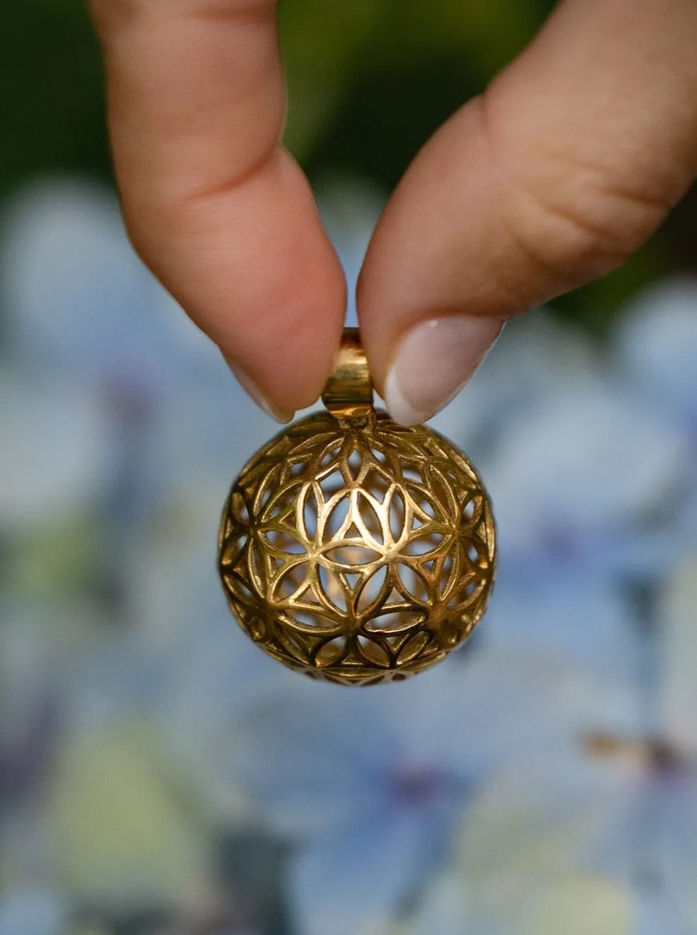 3D Flower of Life Ball Necklace - Wholesale