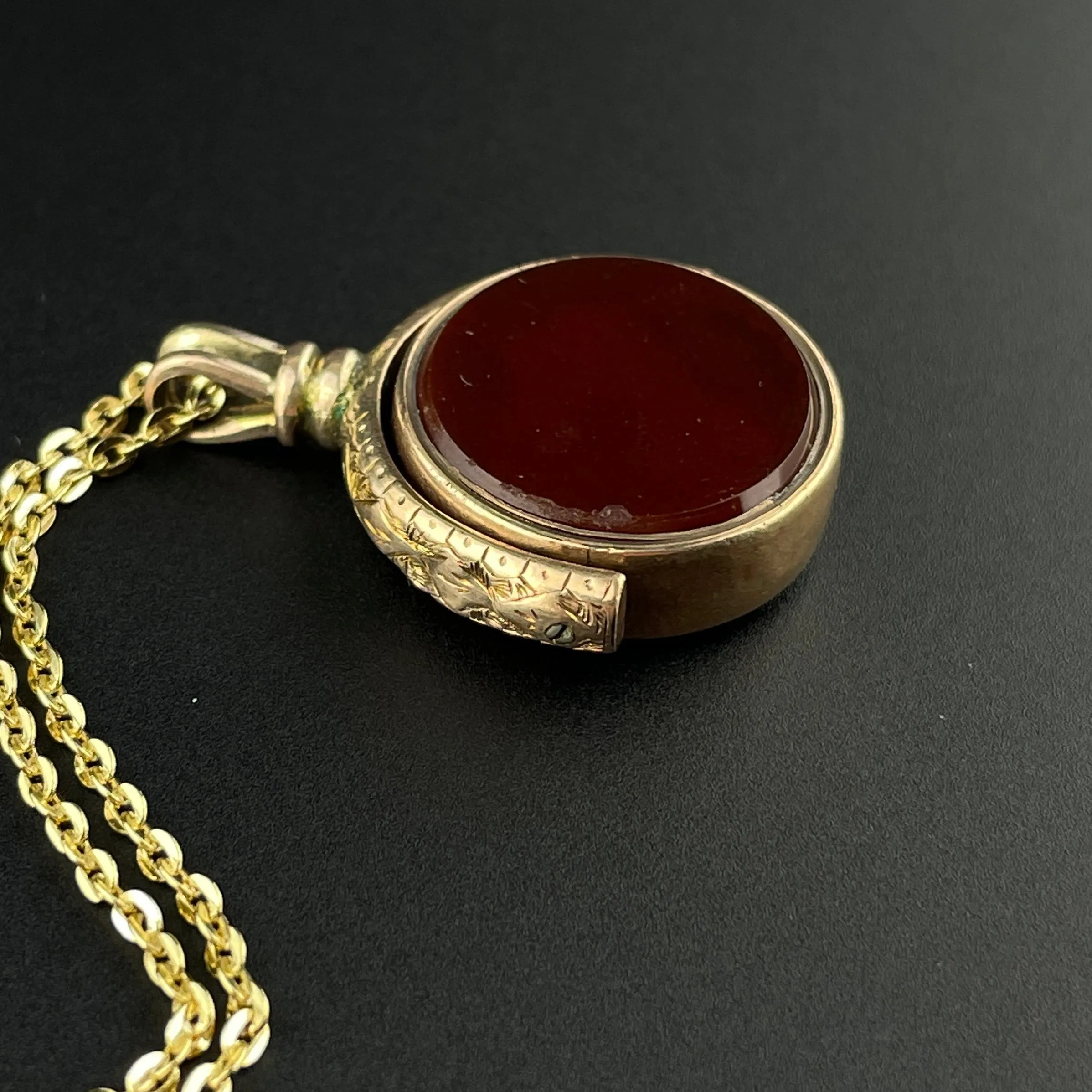 Antique 9K Gold Carnelian Bloodstone Spinner Fob Charm Necklace