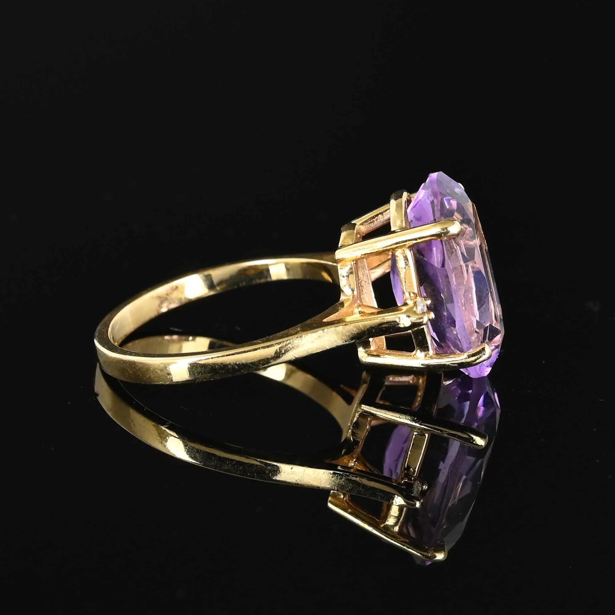 Diamond Light Purple Amethyst Ring in 14K Gold