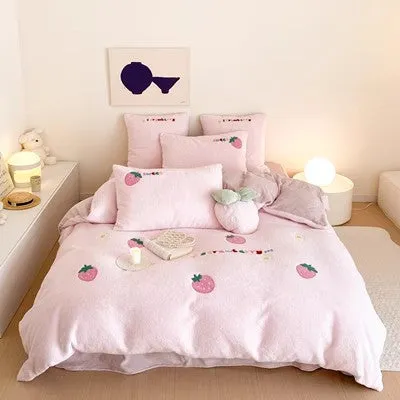 Fashion Strawberry Bedding Set PN6337