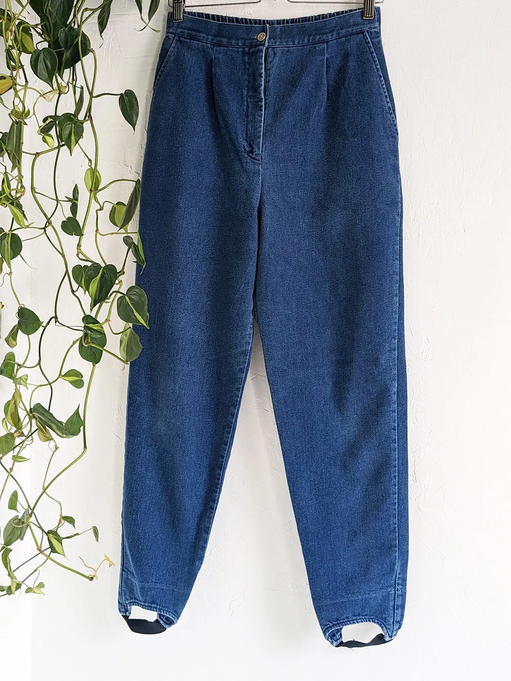 HR Dark Wash Denim Stirrup Leggins