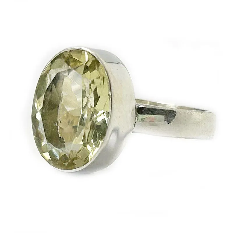 Osirios Lemon Quartz Oval Ring