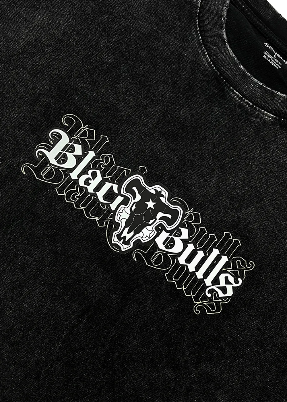 THE BLACK BULLS VINTAGE TEE