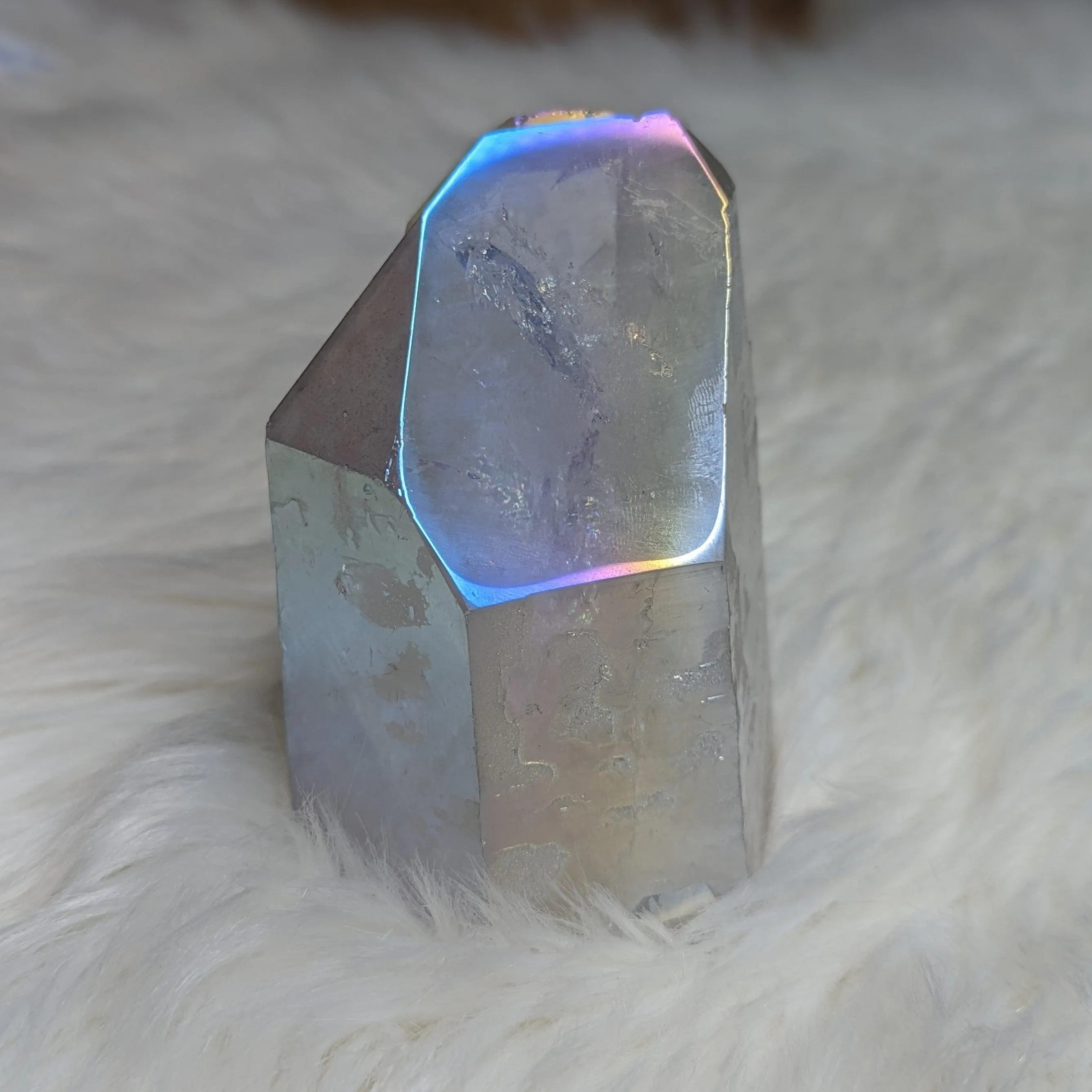 Unicorn Energy ~Pastel Rainbow Glow ANGEL AURA QUARTZ Point