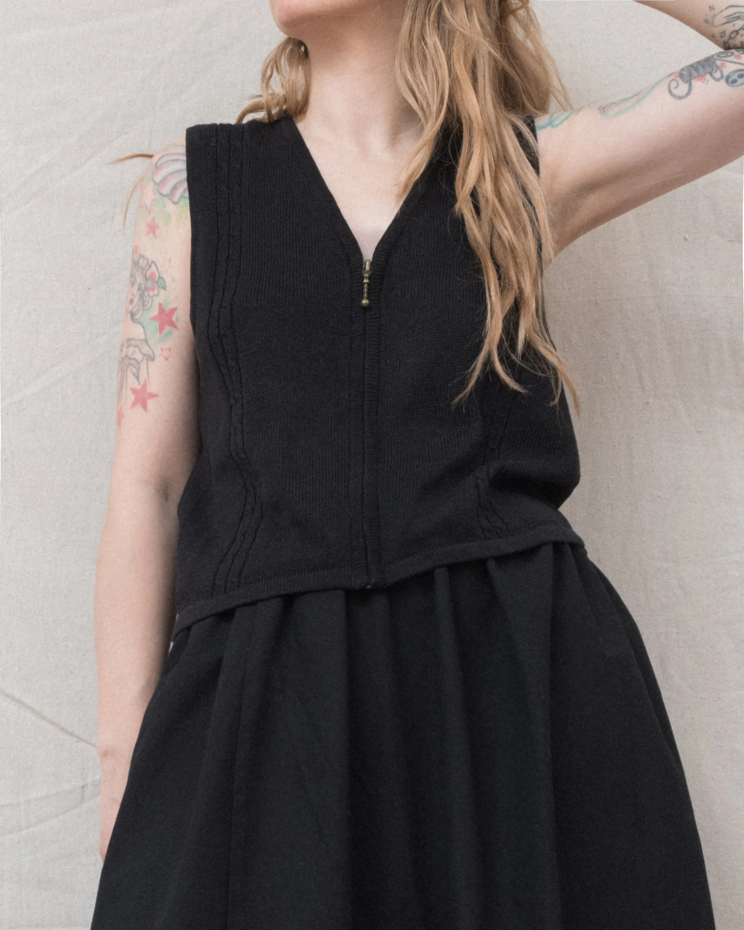 Vintage Black Knit Vest (S/M)